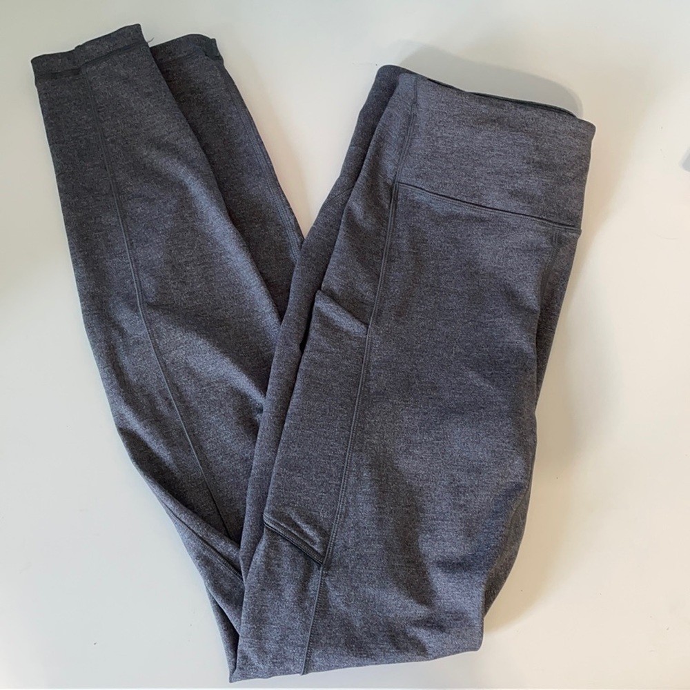 GRAY LULULEMON LEGGINGS